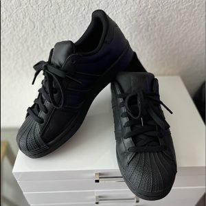 Big Boys All Black Adidas Superstar
